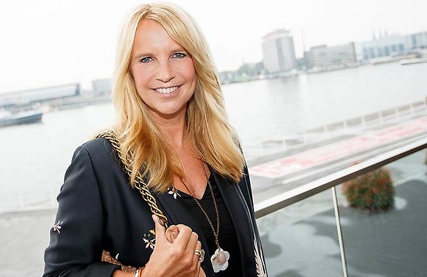 Linda de Mol voelt BN'ers aan de tand over seksleven